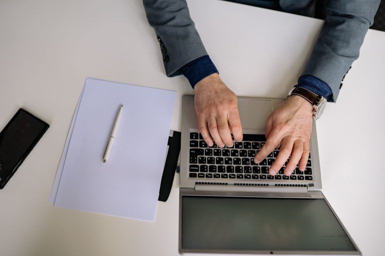 Currículo sem experiência: o que destacar para conquistar sua primeira oportunidade